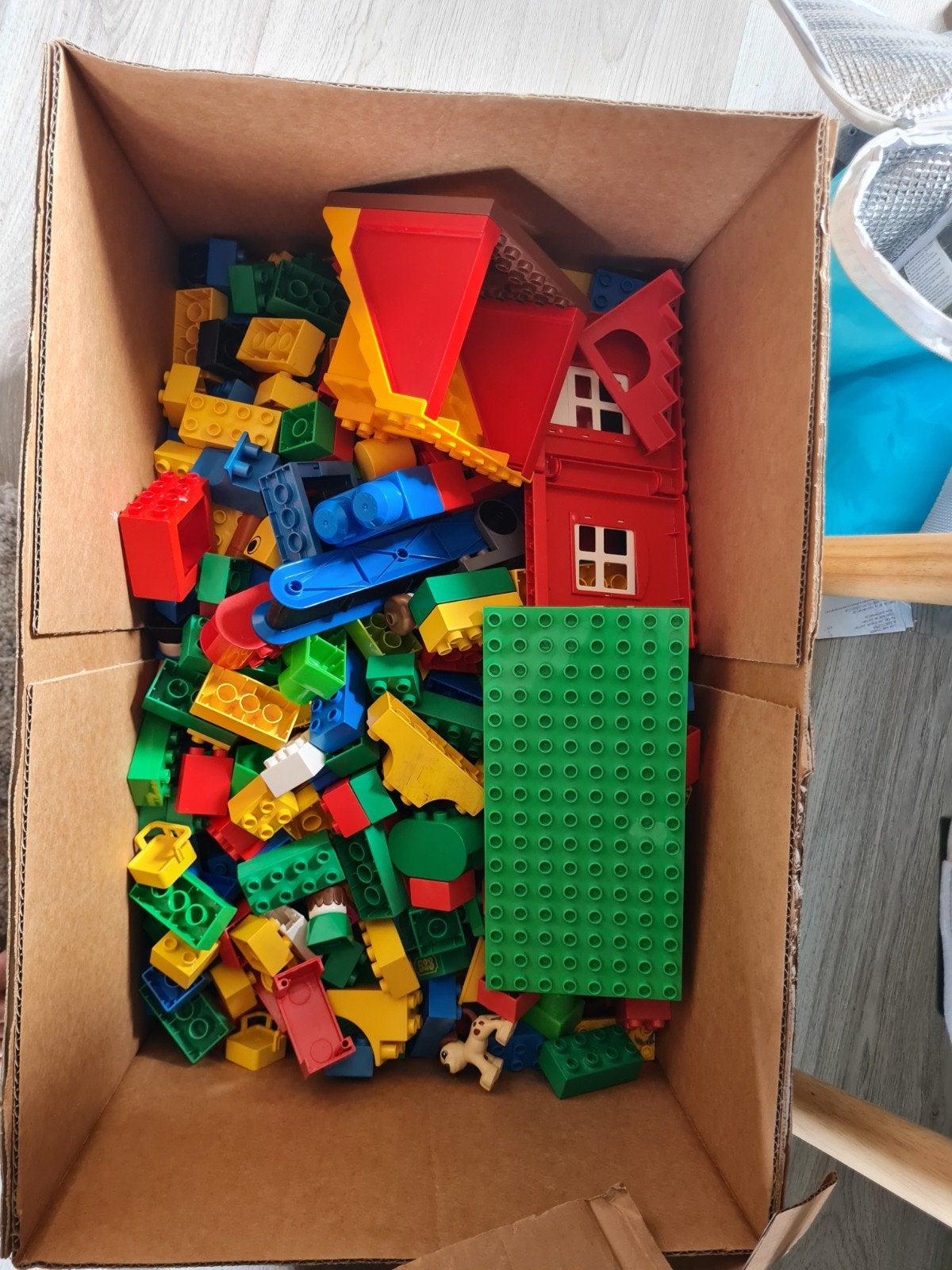 te koop doos met duplo, Kinderen en Baby's, Speelgoed | Bouwstenen, Ophalen of Verzenden, Gebruikt