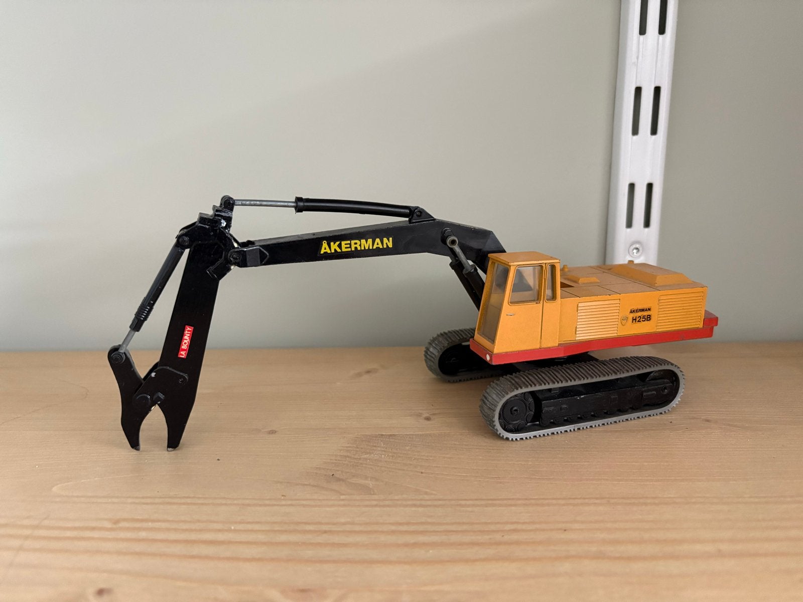 NZG Modelle Akerman H25B Graafmachine Schaal 1:50, Ophalen of Verzenden, Gebruikt, Hijskraan, Tractor of Landbouw, NZG