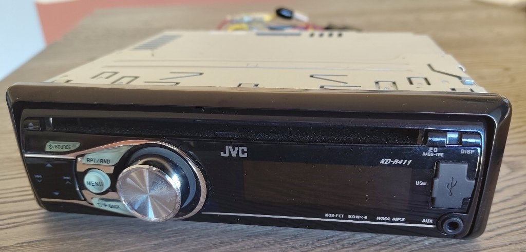 JVC KD-R411 met USB, Auto diversen, Autoradio's, Ophalen of Verzenden, Zo goed als nieuw