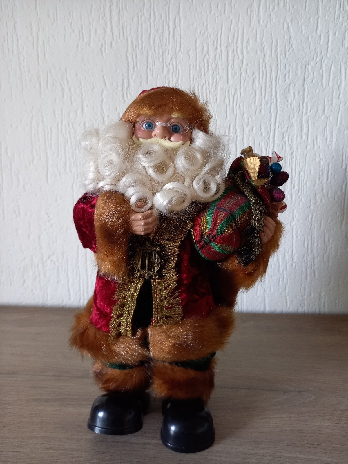 mooie kerstman 34cm werkt op baterijen, Diversen, Ophalen of Verzenden, Zo goed als nieuw