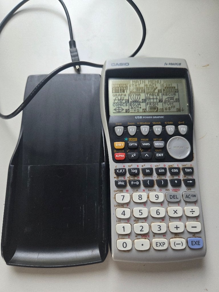 Casio fx-9860GII grafische rekenmachine + USB-kabel, Ophalen of Verzenden, Grafische rekenmachine, Gebruikt