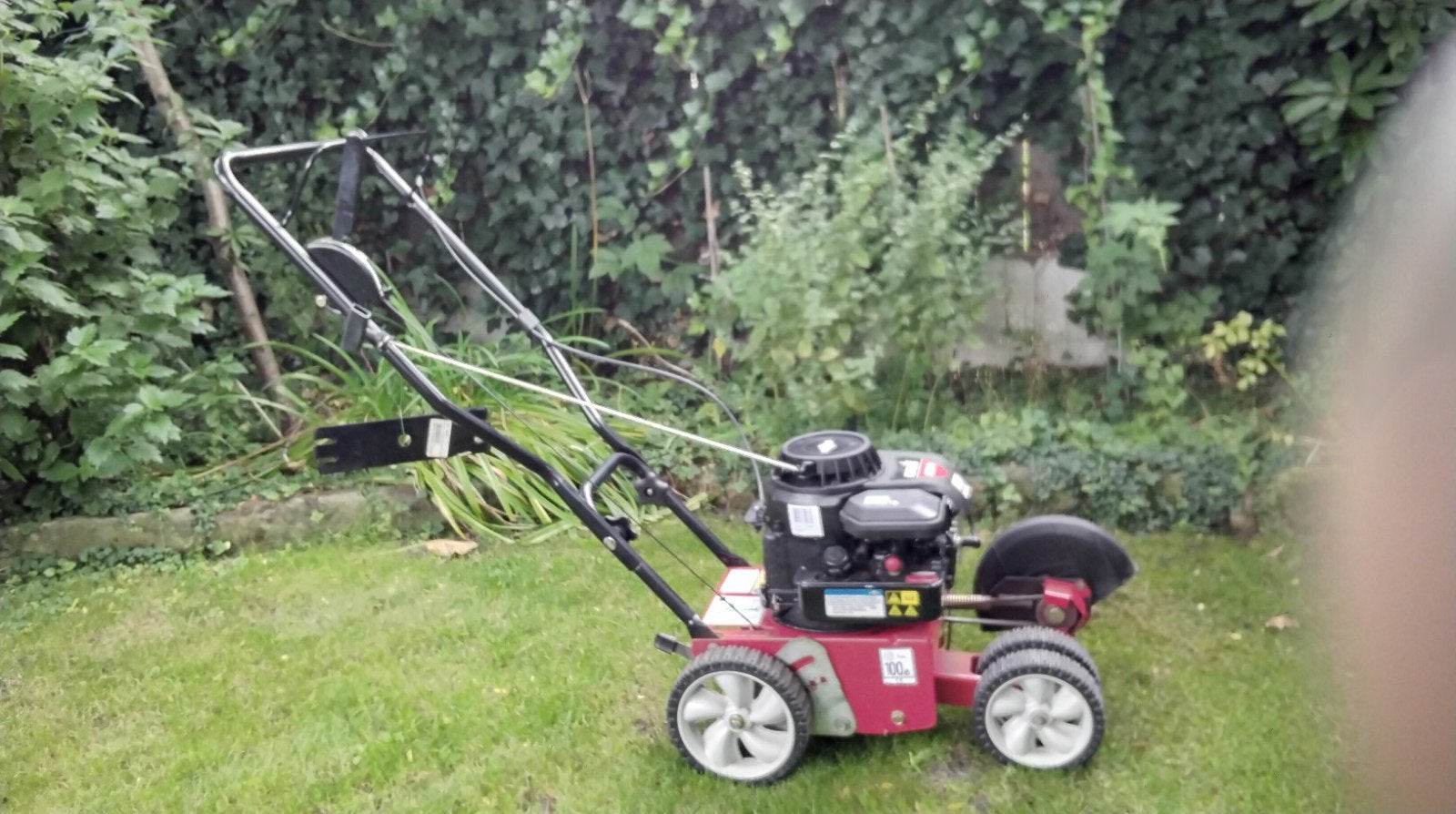Professionele MTD 550 G Kantensnijder, Ophalen of Verzenden, Zo goed als nieuw, Benzine, MTD