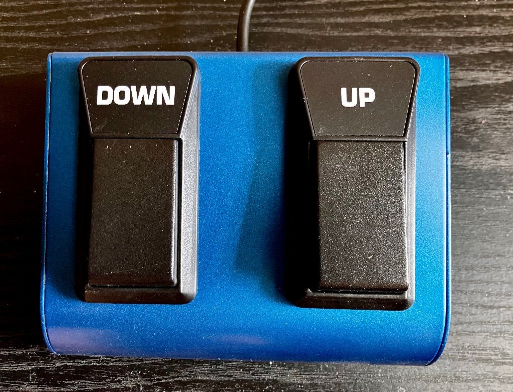 Behringer FS112V Foot Switch, Muziek en Instrumenten, Instrumenten | Toebehoren, Verzenden, Zo goed als nieuw, Elektrische gitaar