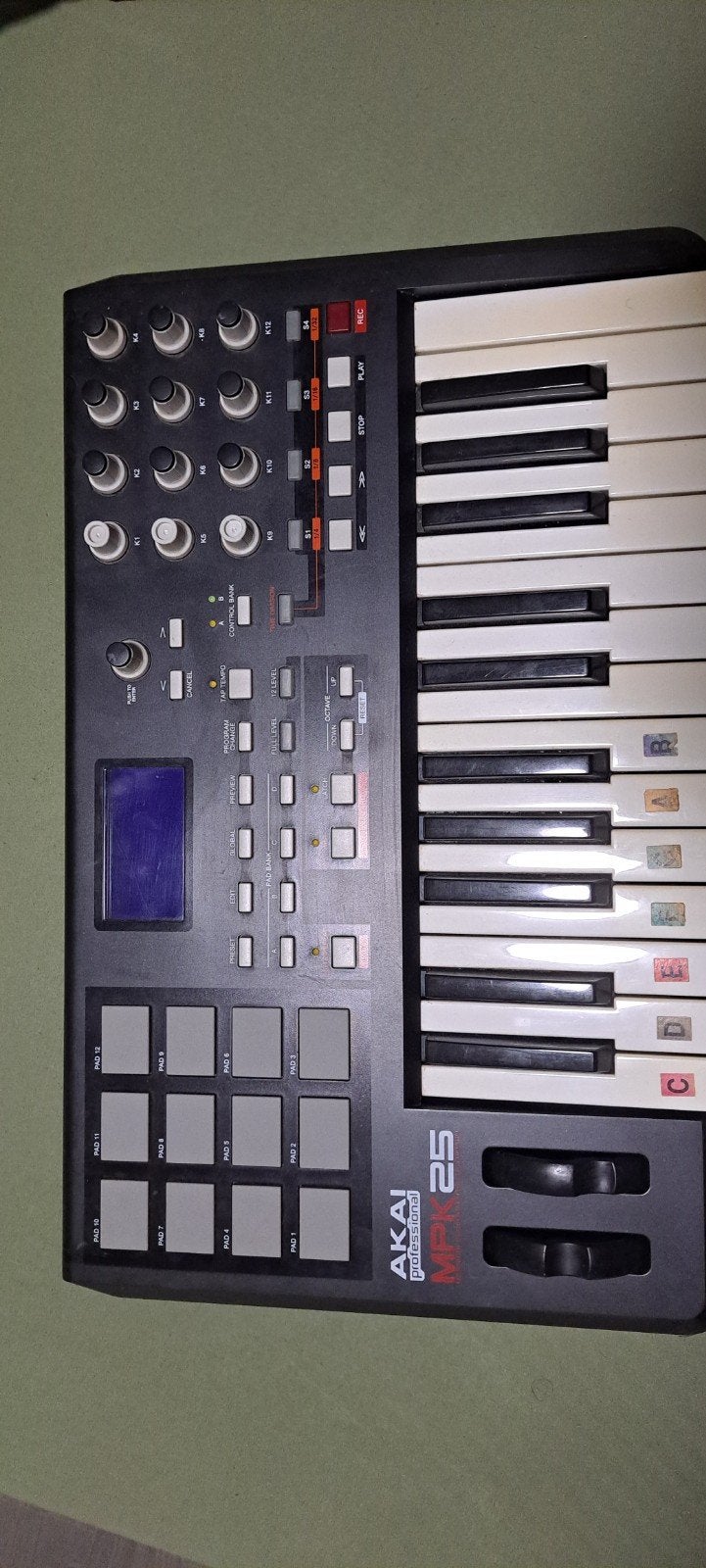 Akai MPK25 MIDI Keyboard Controller, Overige merken, Gebruikt, Met midi-aansluiting, Overige aantallen