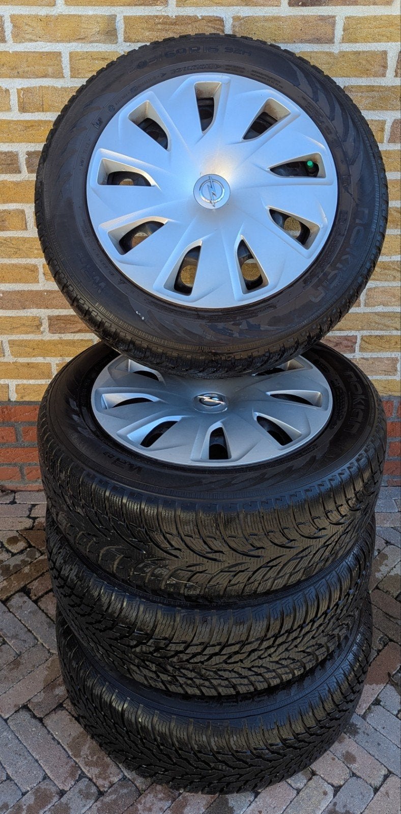 Opel Set Nokian WR Snowproof ️❄️ 205/60 R16 + velg & wieldop, Ophalen, Gebruikt