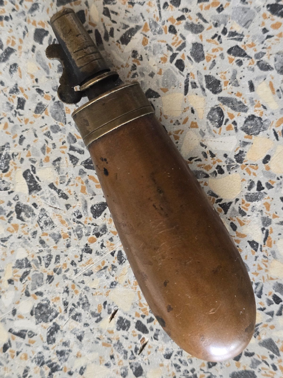 Kleine antieke kruithoorn 1800-1820 pistool revolver., Antiek en Kunst, Antiek | Overige Antiek, Ophalen