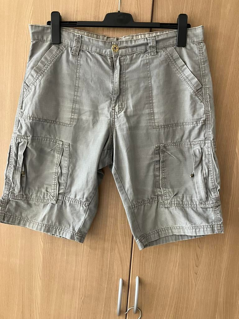 Korte heren    BROEK mt. XL., Ophalen of Verzenden, Zo goed als nieuw, Maat 56/58 (XL), Grijs