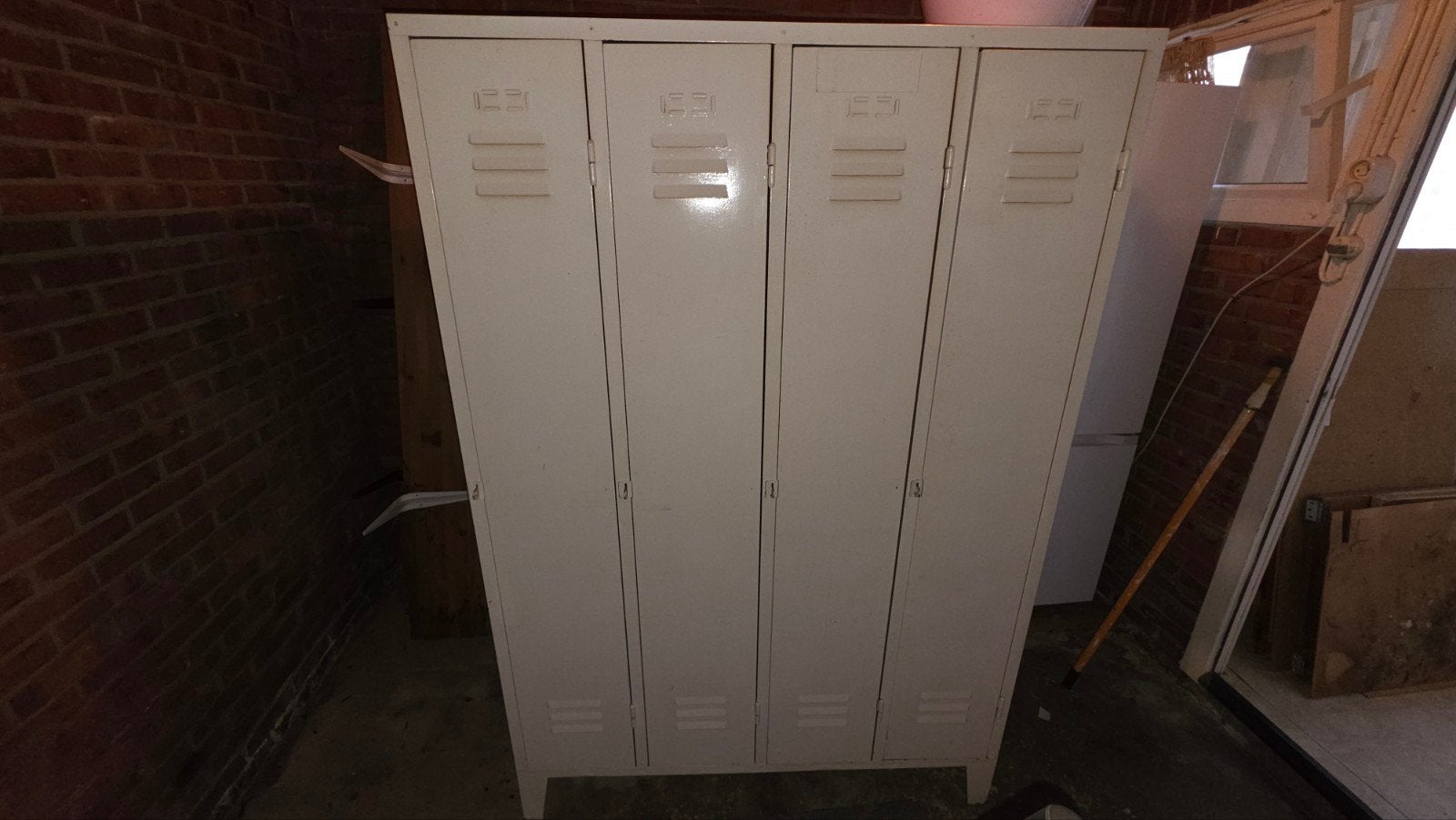 Metalen locker kast - 4 deuren, Ophalen, Gebruikt, Industrieel