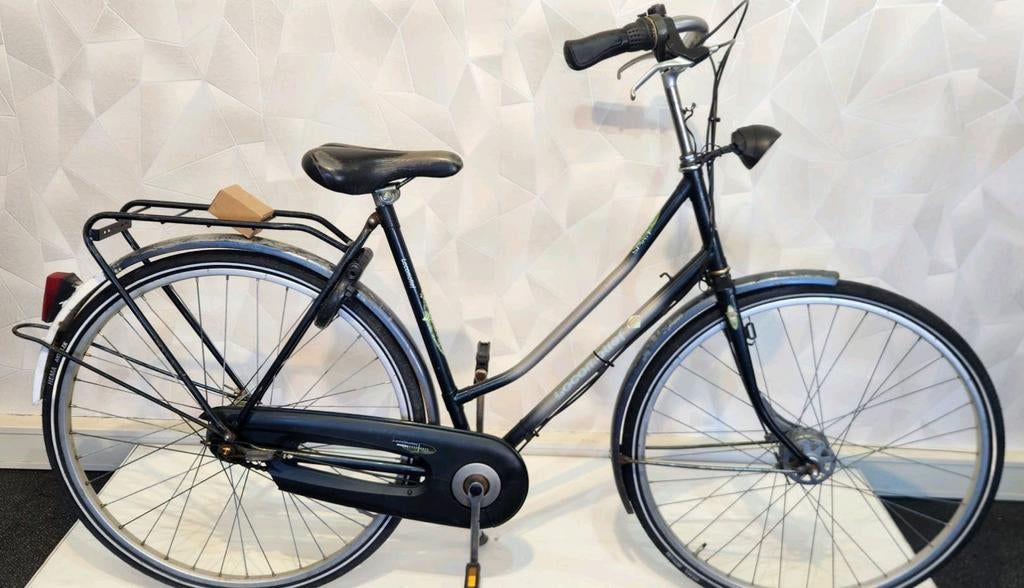 Locomotief damesfiets 53 hoog 3 versnellingen te koop, Fietsen en Brommers, Minder dan 10 versnellingen, Zo goed als nieuw, 53 tot 57 cm