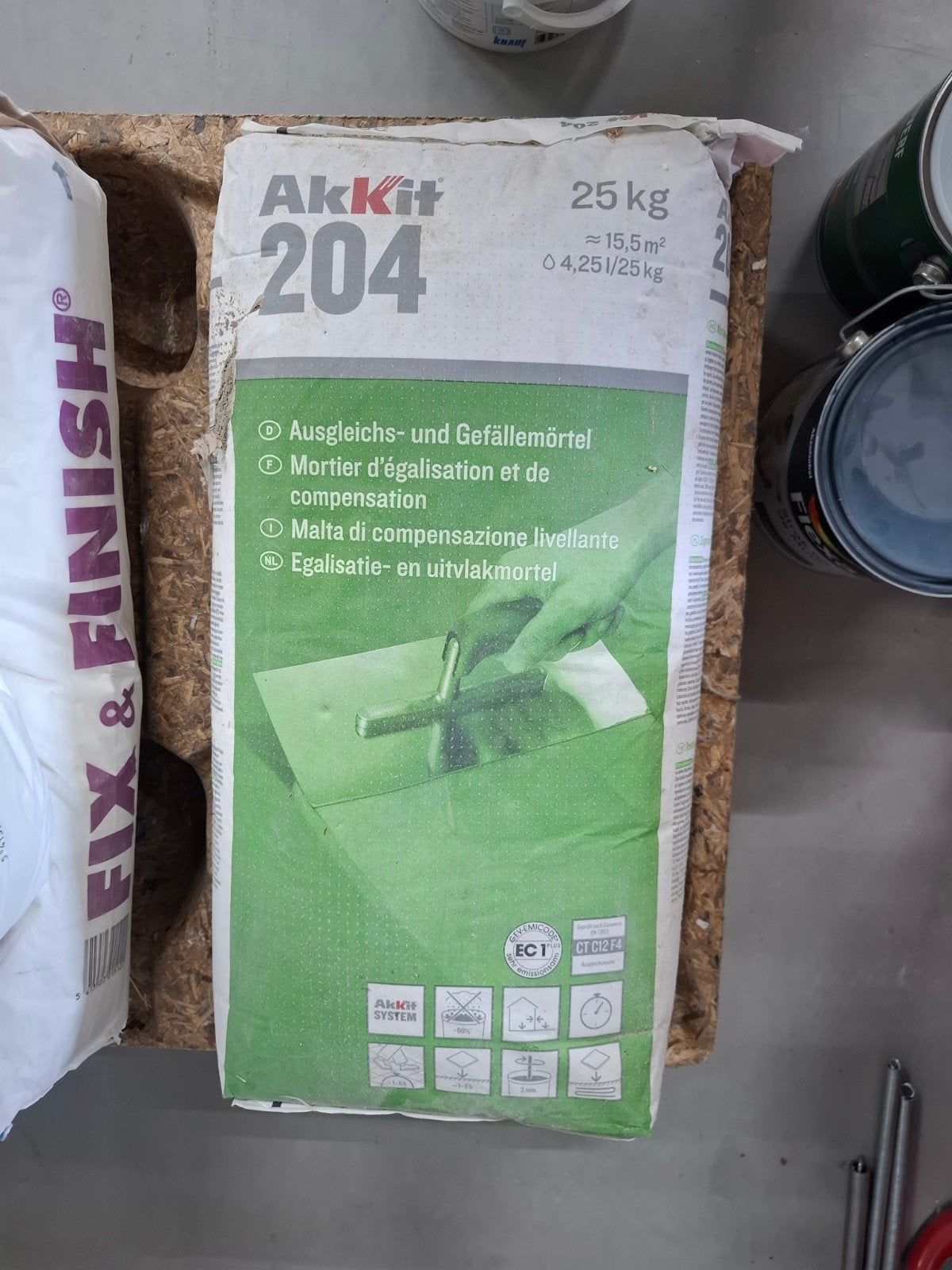 Akkit 204 Egalisatie- en uitvlakmortel 25 kg, Ophalen, Nieuw