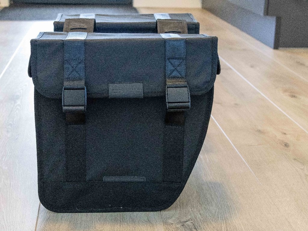 Nieuwe dubbele fietstas Basil Kavan schuin zwart, 40 liter, Ophalen, Nieuw, Brasil