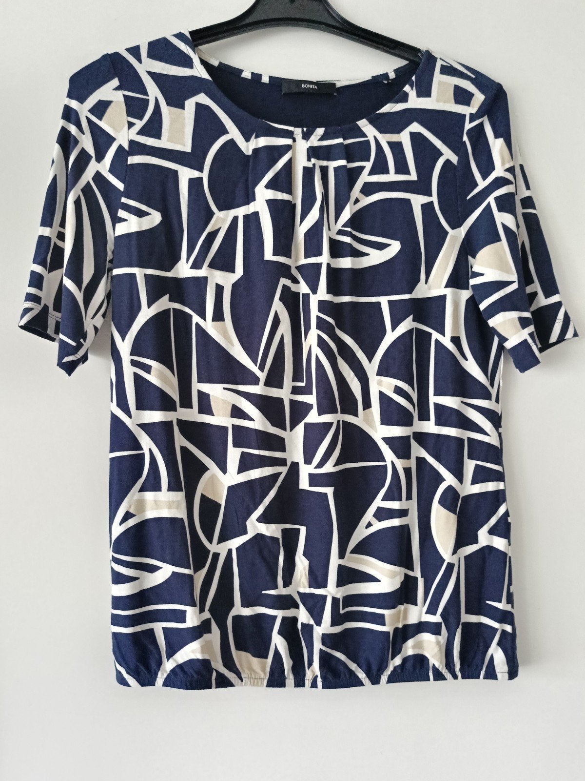 Donkerblauw shirt met leuke print, maat S (valt als 38), Maat 38/40 (M), Blauw, Bonita, Ophalen of Verzenden