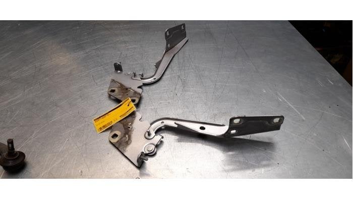 Motorkap Scharnier van een Renault Megane, Gebruikt, -, Renault, -