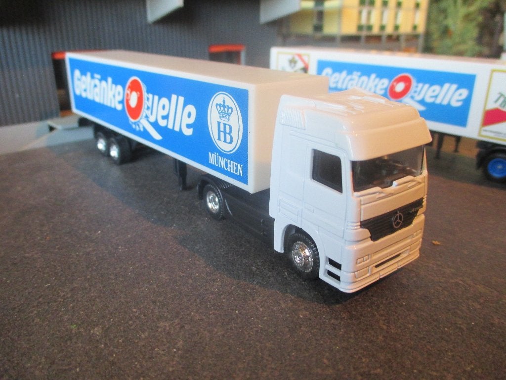 Mercedes Benz Actros 1998 - Getränke Quelle Hofbräu München, Ophalen of Verzenden, Zo goed als nieuw, Bus of Vrachtwagen