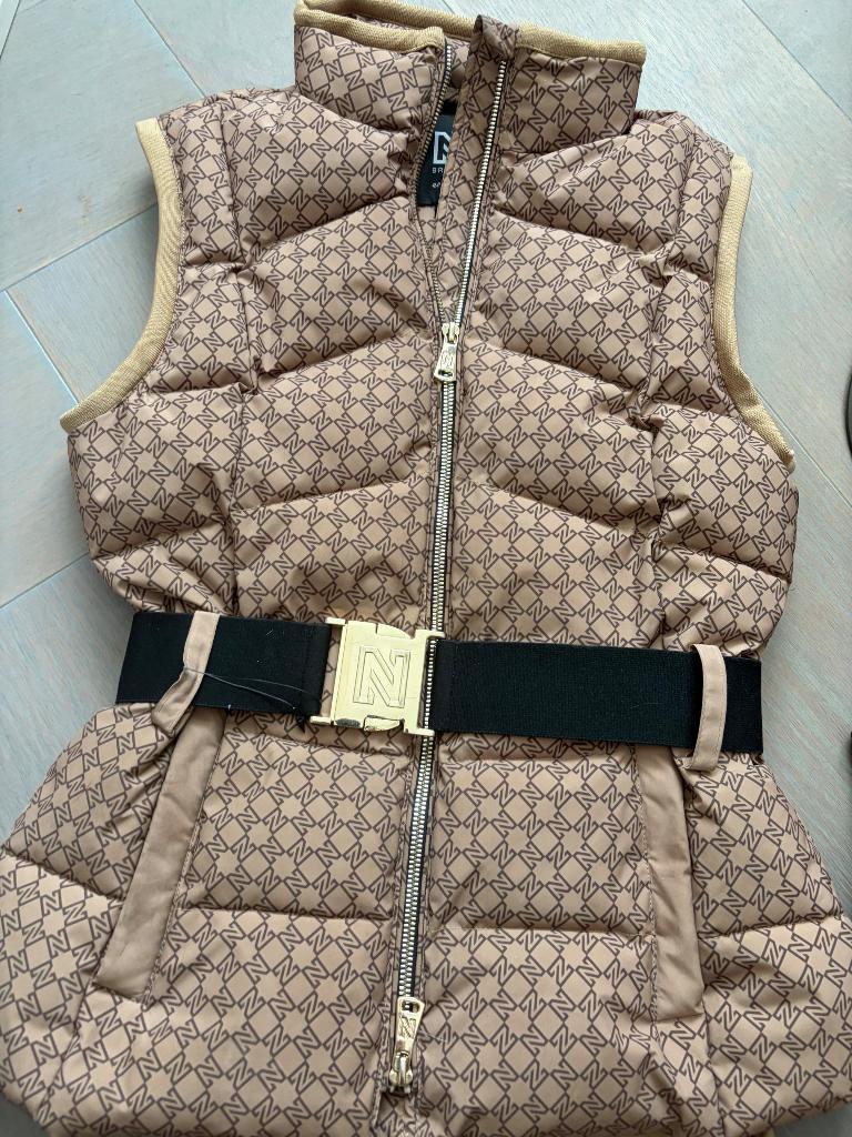 Nikkie paardrij det cap bodywarmer broek handschoen, Dieren en Toebehoren, Paardrijkleding, Ophalen of Verzenden, Zo goed als nieuw
