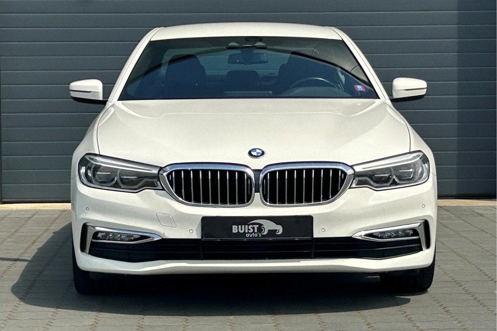 BMW 5 Serie 530i High Executive Luxury Line NAPPA LEER 18" N, Automaat, 1998 cc, Achterwielaandrijving, Gebruikt
