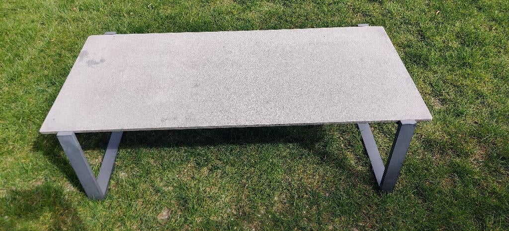 Jysk VONGE Lounge tafel te koop, Tuin en Terras, Tuinsets en Loungesets, Ophalen, Gebruikt, Bijzettafel, Aluminium