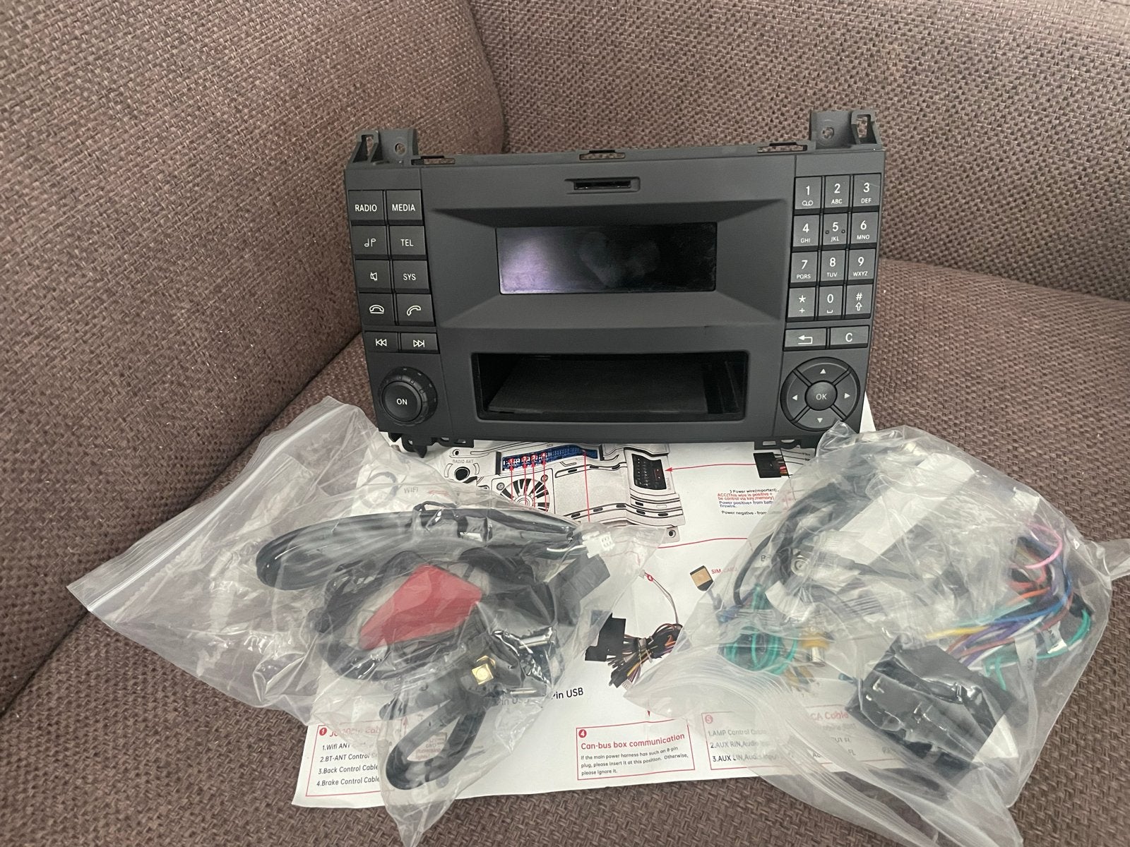 Mercedes Sprinter 906 Autoradio, Auto diversen, Autoradio's, Ophalen of Verzenden, Zo goed als nieuw