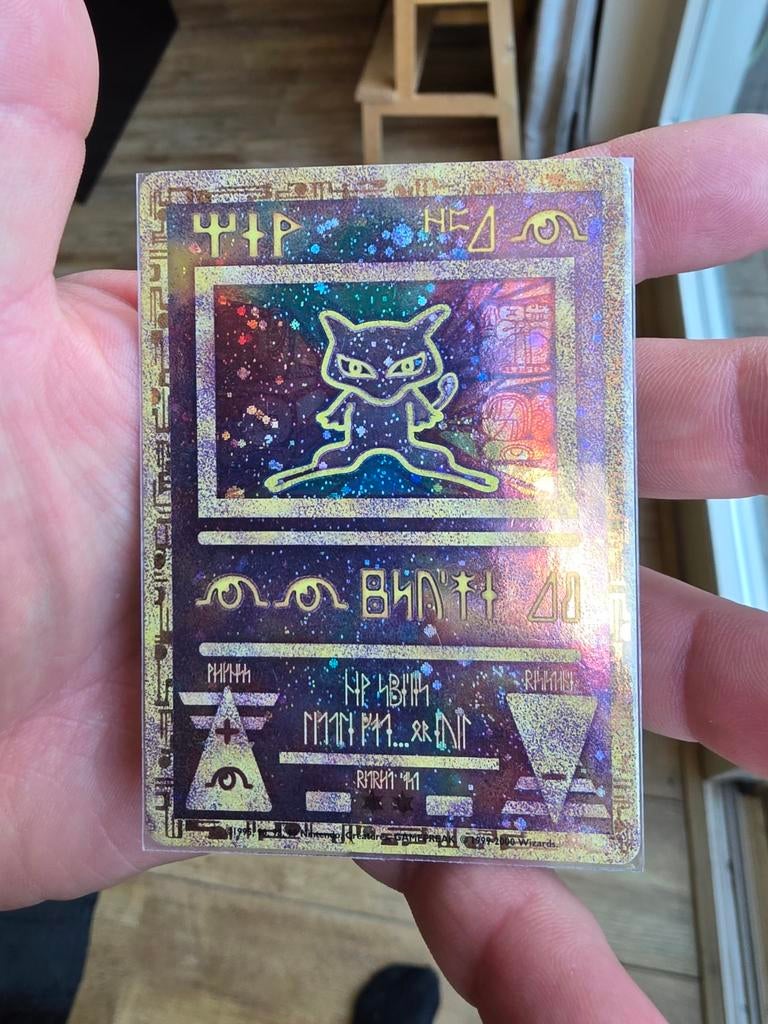 Ancient Mew, Hobby en Vrije tijd, Verzamelkaartspellen | Pokémon, Ophalen of Verzenden, Zo goed als nieuw