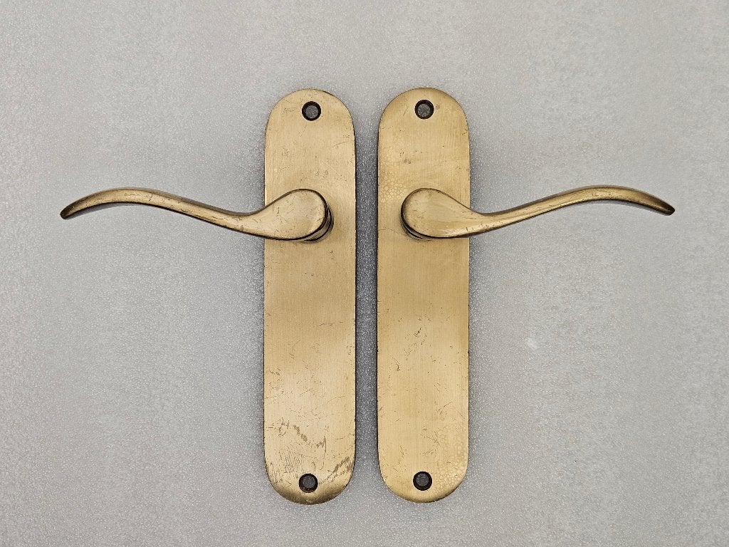 Setje vintage Bronskleurig Deurbeslag set nr.26, Antiek en Kunst, Antiek | Woonaccessoires, Ophalen of Verzenden