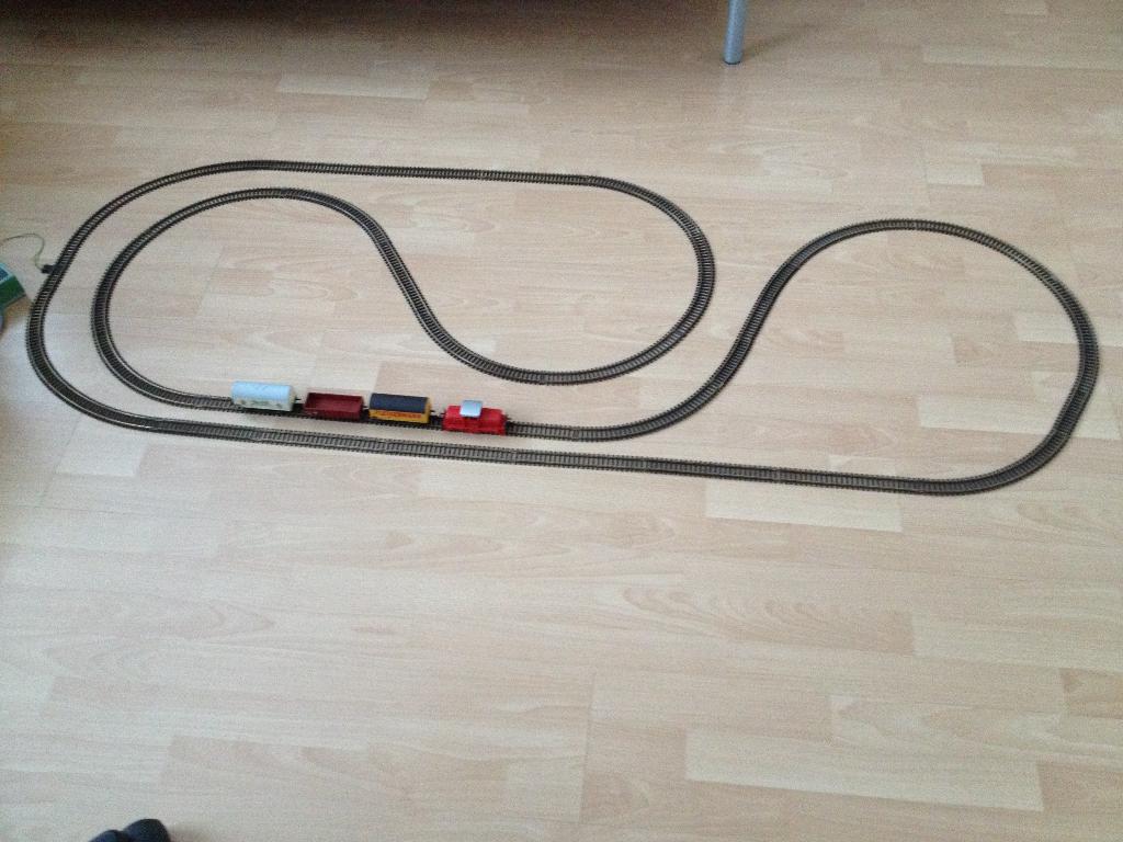 Fleischmann H0 treinbaan "3 dubbel startset met treinset", Gelijkstroom, Fleischmann, Ophalen of Verzenden, Gebruikt
