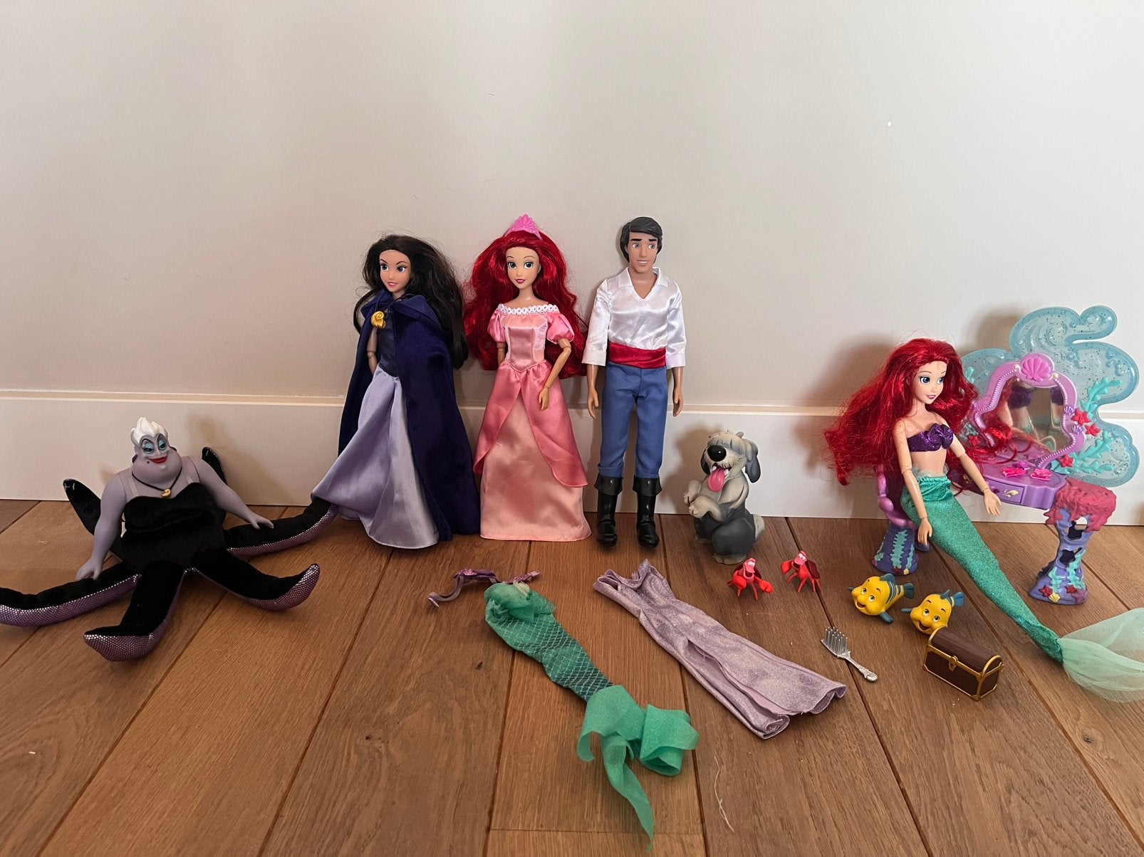 Disney Mermaid set kleine zeemeermin barbie hele set zgan!, Ophalen of Verzenden, Zo goed als nieuw