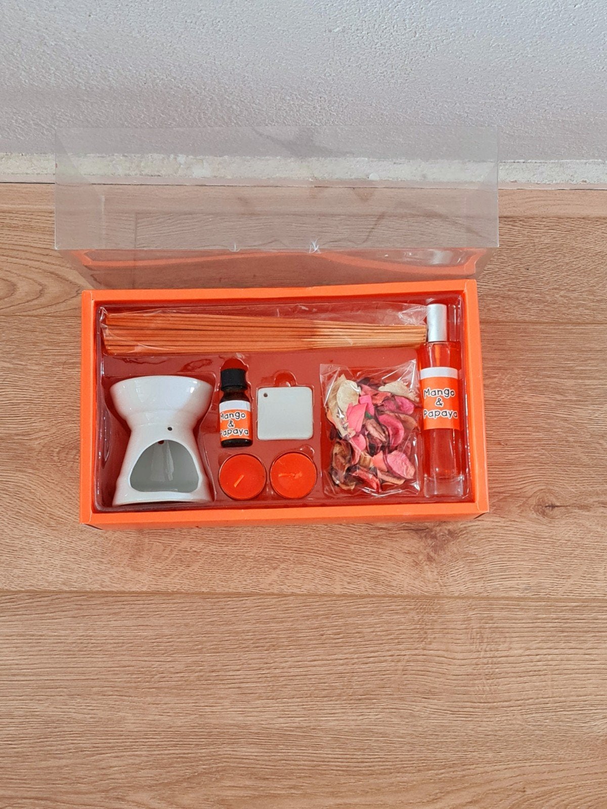 Nieuwe set geurolie, wierook, potpourri en kaarsjes, Ophalen of Verzenden, Nieuw, Oranje, Geurverspreider
