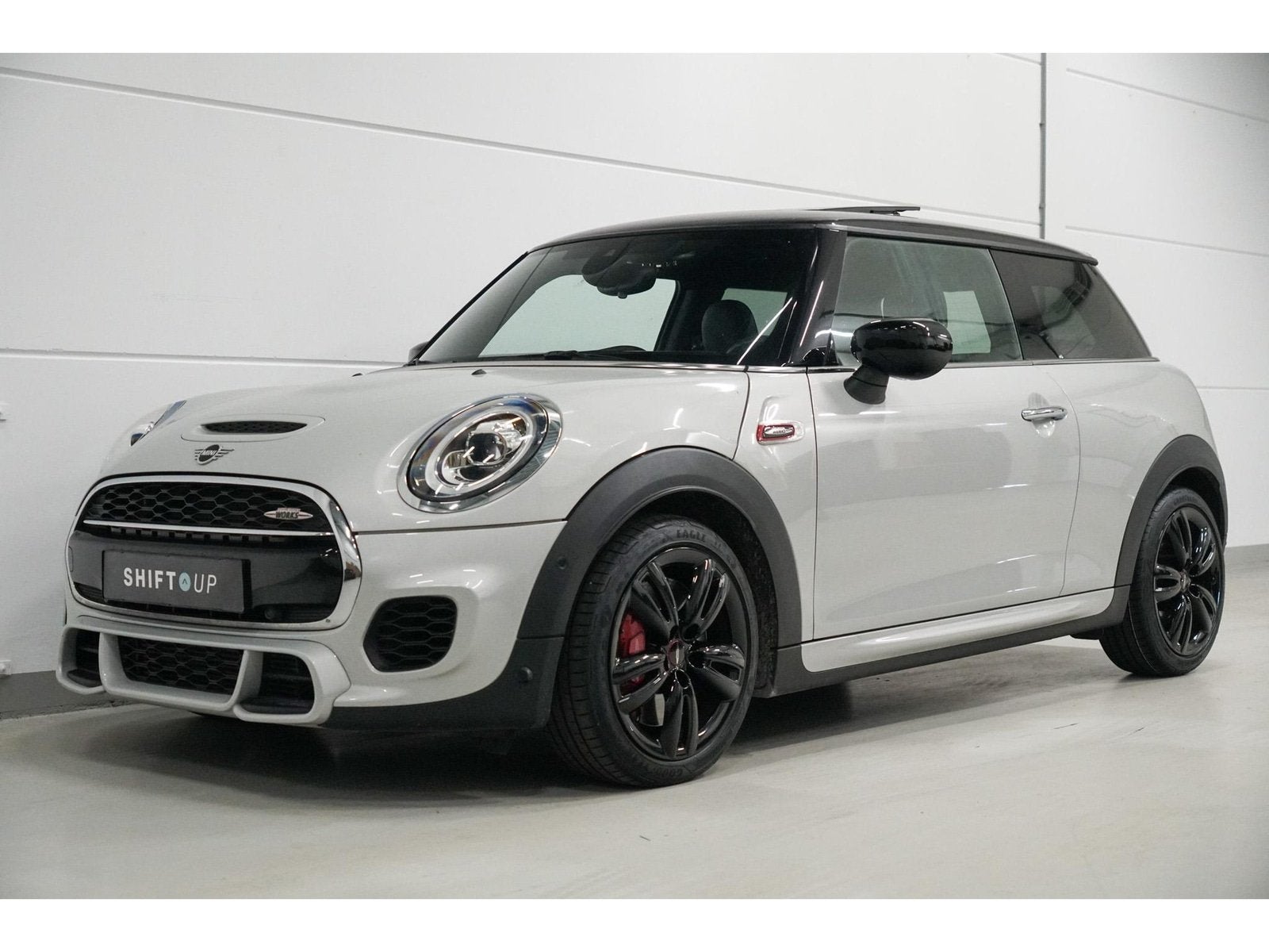 MINI Cooper Mini 2.0 John Works Panoramadak | Head Up | Comf, Automaat, 1998 cc, Gebruikt, 4 cilinders