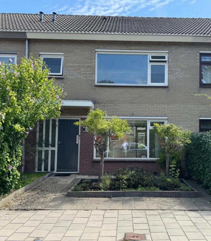 Woning te huur personeelshuisvesting vergunning aanwezig!, 120 m², Terneuzen, Via bemiddelaar, 5 kamers