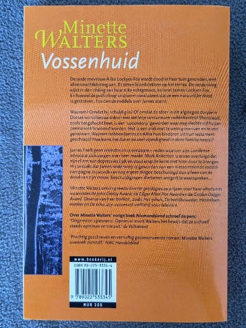 Vossenhuid - Minette Walters, Boeken, Gelezen, Europa overig, Ophalen of Verzenden, Minette Walters