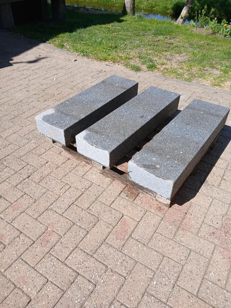 Natuursteen traptreden / afdekbanden nieuw (nr25), Ophalen, Nieuw, Natuursteen, Terrastegels