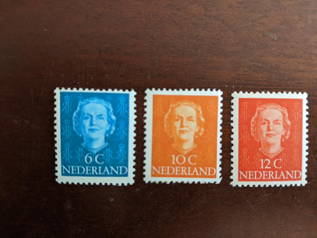 NL 1949-1951  ; Set (3) KONINGIN JULIANA EN FACE LEES, Postzegels en Munten, Postzegels | Nederland, Verzenden, Na 1940, Postfris