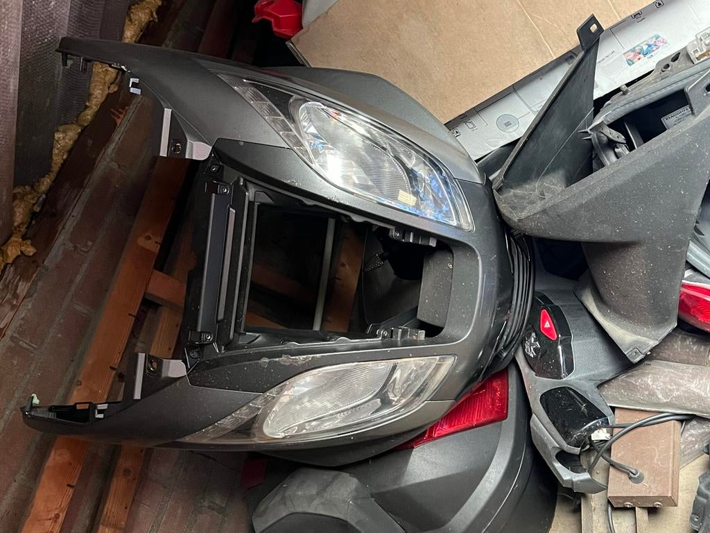 Kappenset Peugeot Metropolis, Motoren, Ophalen, Gebruikt