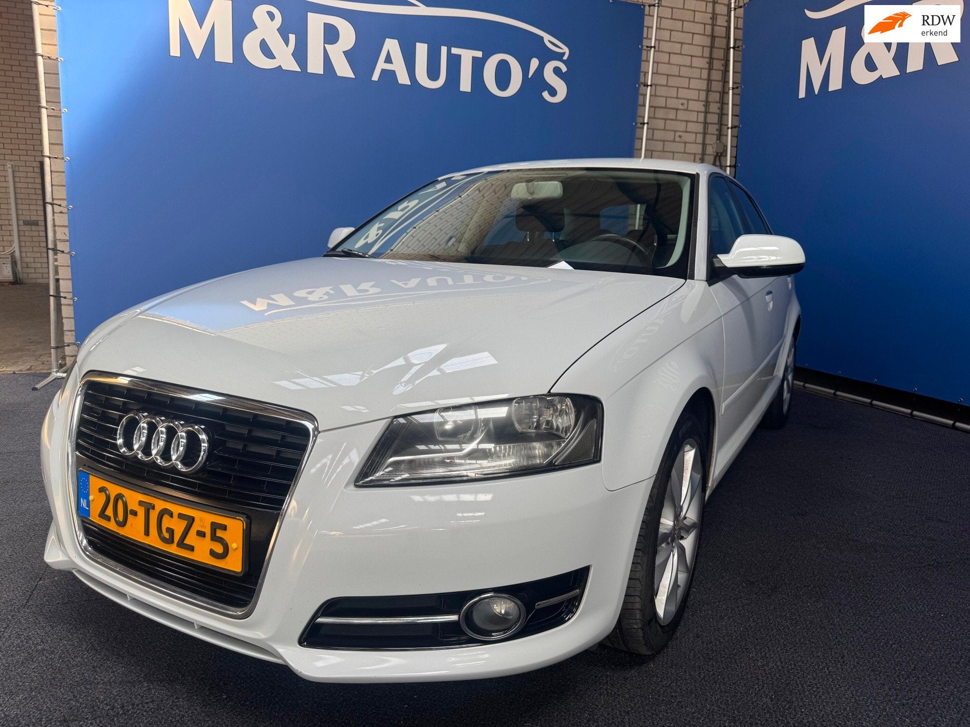 Audi A3 Sportback 1.2 TFSI Ambition Pro Line Business Automa, Auto's, Euro 5, Stof, Gebruikt, 4 cilinders