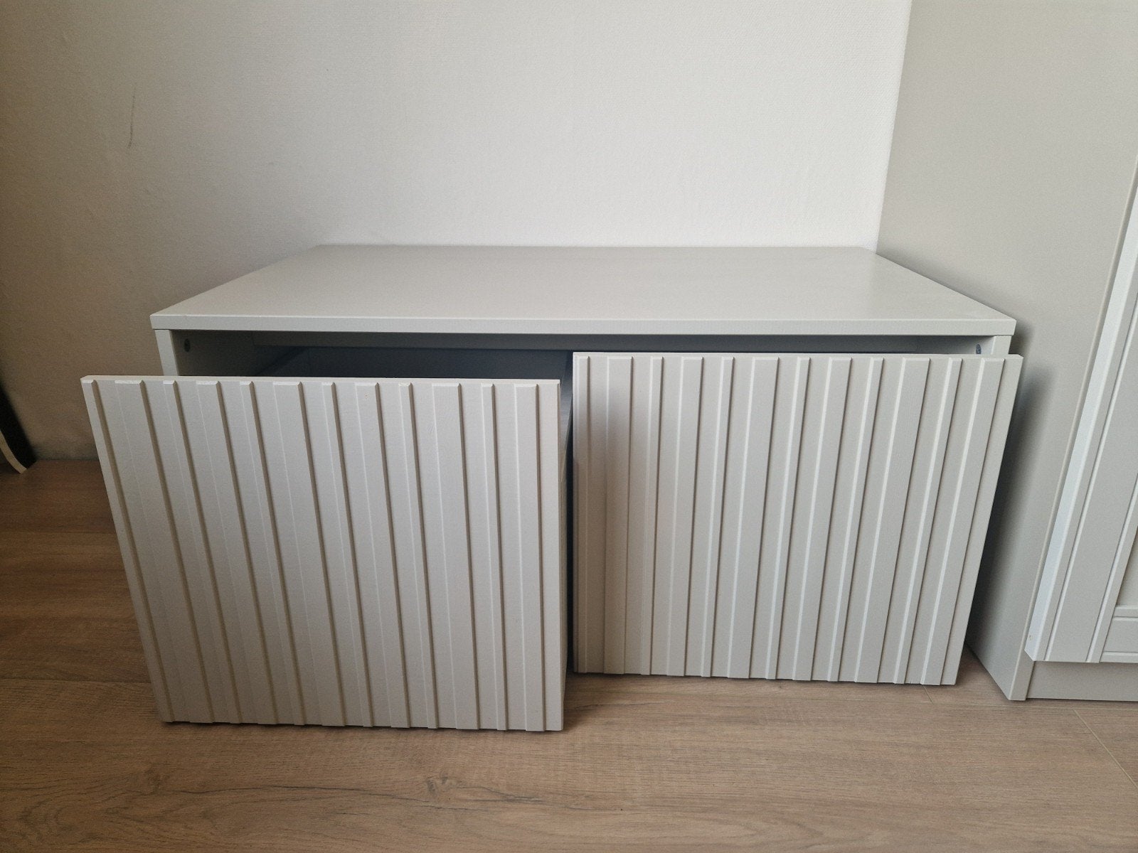 Woood Kistbank met Opbergruimte - Grenenhout Dustkleur, Ophalen, Zo goed als nieuw