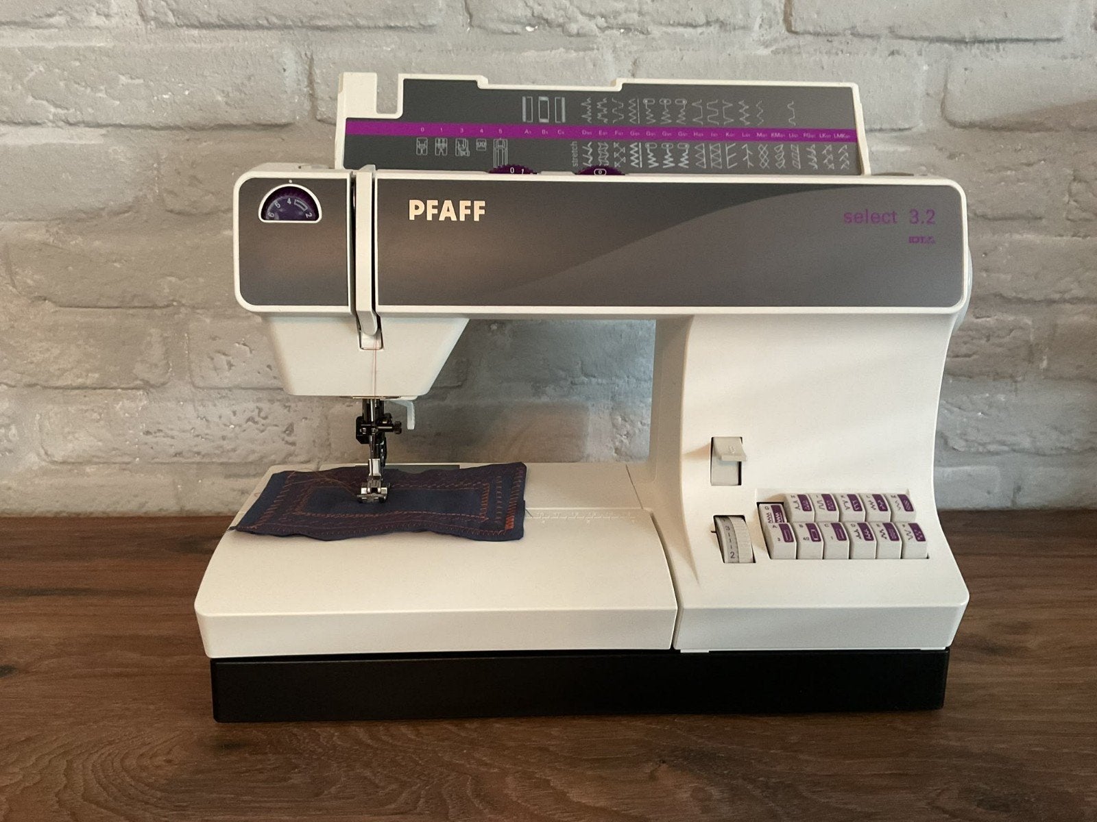 Te koop, Pfaff 3,2 select, Ophalen, Zo goed als nieuw, Naaimachine, Pfaff