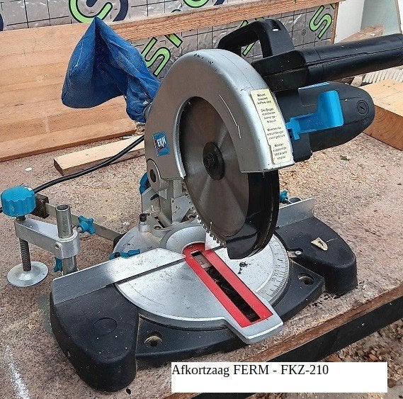 AFKORTZAAG Ferm FKZ-210, Gebruikt, FERM, Ophalen of Verzenden, Afkortzaag