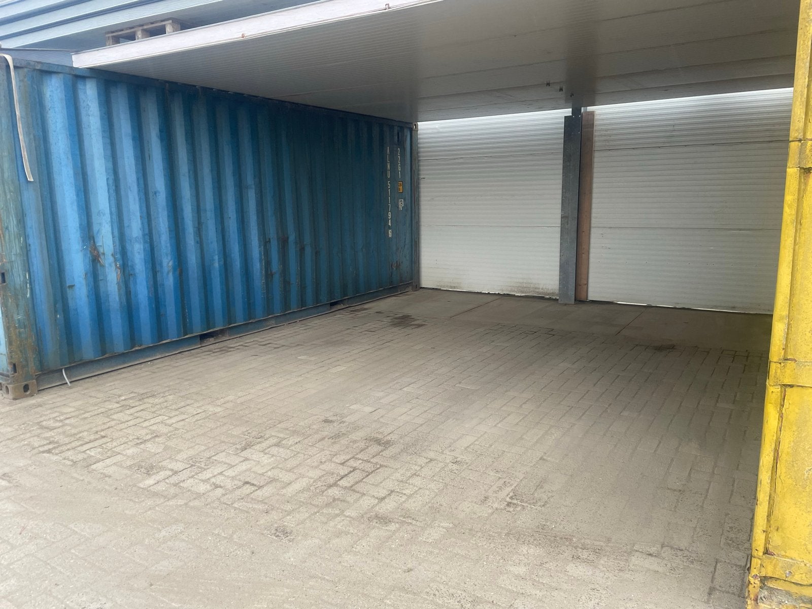 Zeecontainer met afdak 5x6 te huur, Zakelijke goederen, Machines en Bouw | Keten en Containers, Ophalen of Verzenden