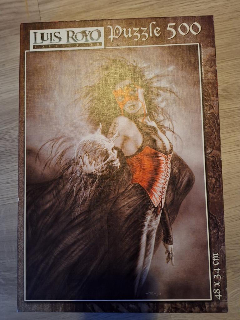 Luis royo puzzel., Ophalen of Verzenden, 500 t/m 1500 stukjes, Zo goed als nieuw
