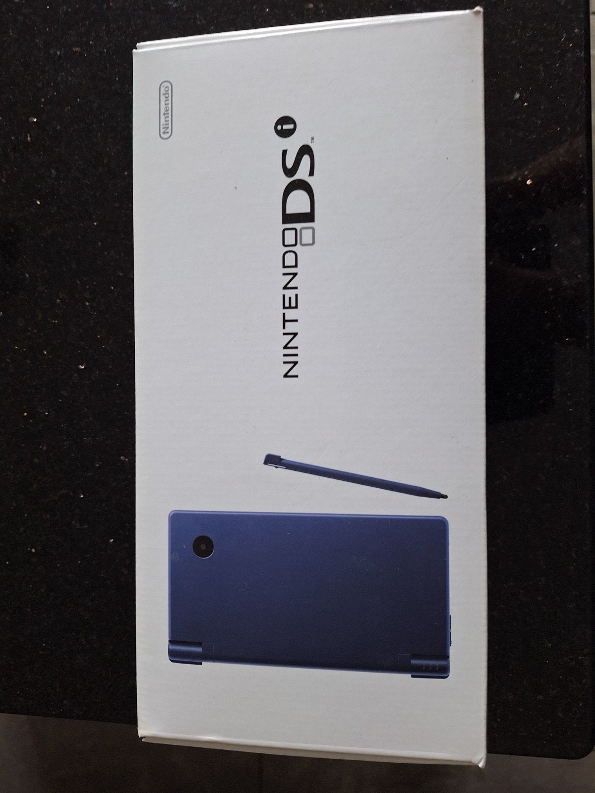 Nintendo DSi CIB, metallic blauw paars, nieuwstaat!, Spelcomputers en Games, Ophalen of Verzenden, Zo goed als nieuw, Blauw, Dsi