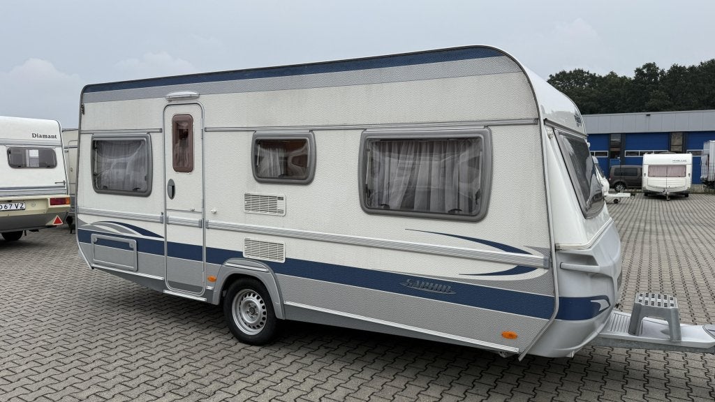 Fendt Saphir 490 TF bouwjaar 2005 met voortent, Caravans en Kamperen, Rondzit, Bedrijf, Serviceluik, Tot en met 4