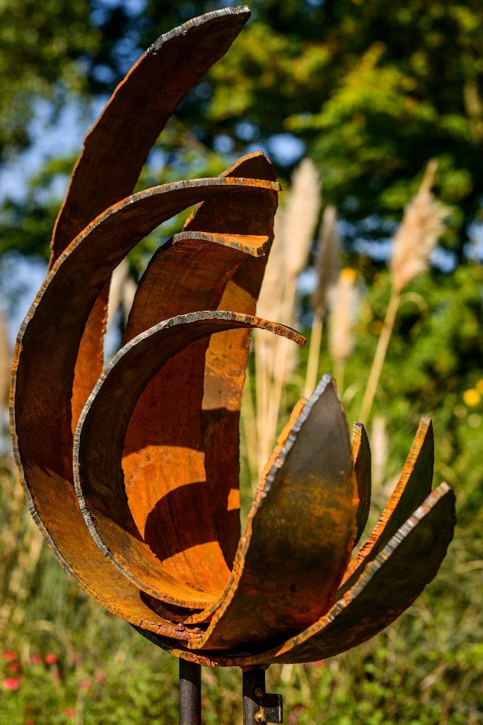 Stoere tuinbeelden inclusief hardhouten sokkel, Ophalen of Verzenden, Nieuw, Hout, Overige typen