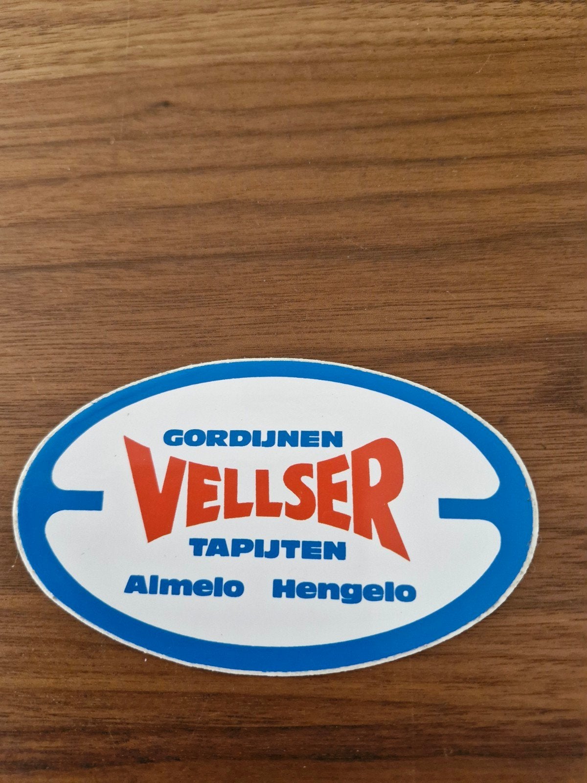 10537  Vellsers Gordijnen Tapijten Sticker Almelo Hengelo, Ophalen of Verzenden, Gebruikt, Winkel of Supermarkt