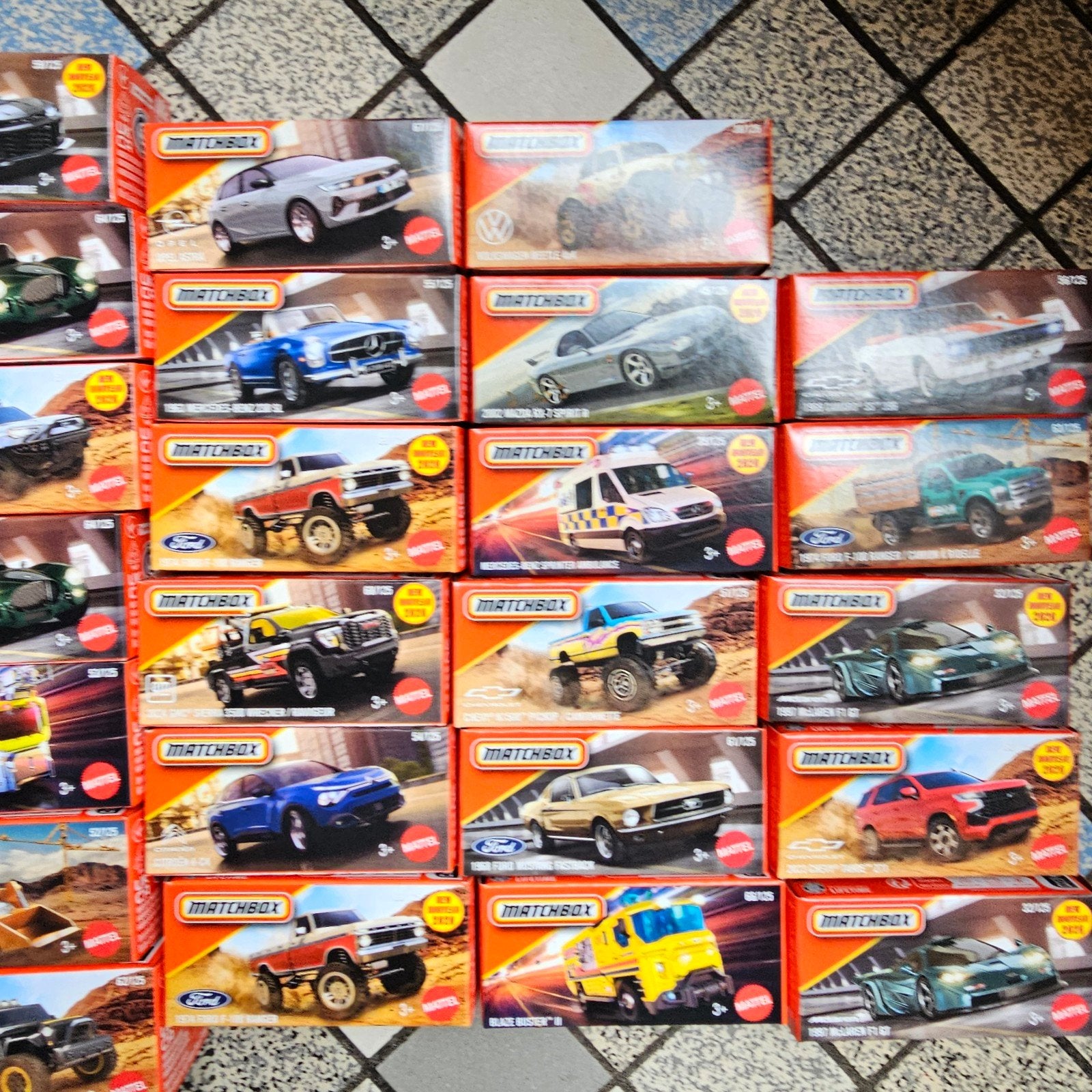 Matchbox auto's - Nieuw in doos - Diverse modellen, Nieuw, Ophalen of Verzenden, Mattel, Inc. 333 Continental Blvd El Segundo, CA 90245 USA