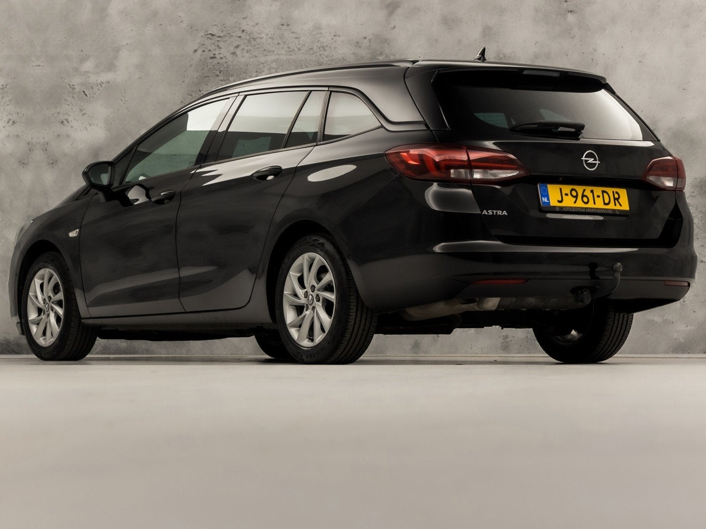 Opel Astra Sports Tourer 1.2 Elegance Sport (APPLE CARPLAY,, Auto's, Opel, Voorwielaandrijving, 12 maanden, 1199 cc, Leder en Stof