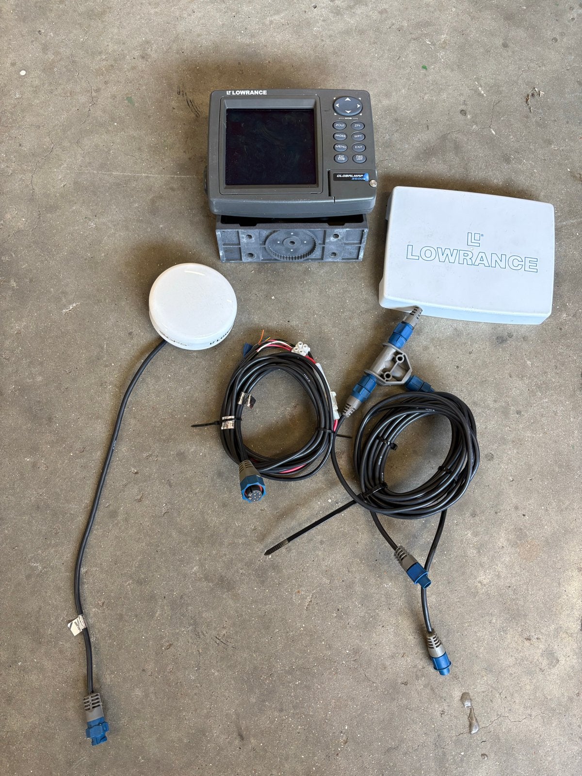 Lowrance GlobalMap 3500C GPS/Kaartplotter met toebehoren, Ophalen of Verzenden, Gebruikt, Kaartplotter of Fish Finder