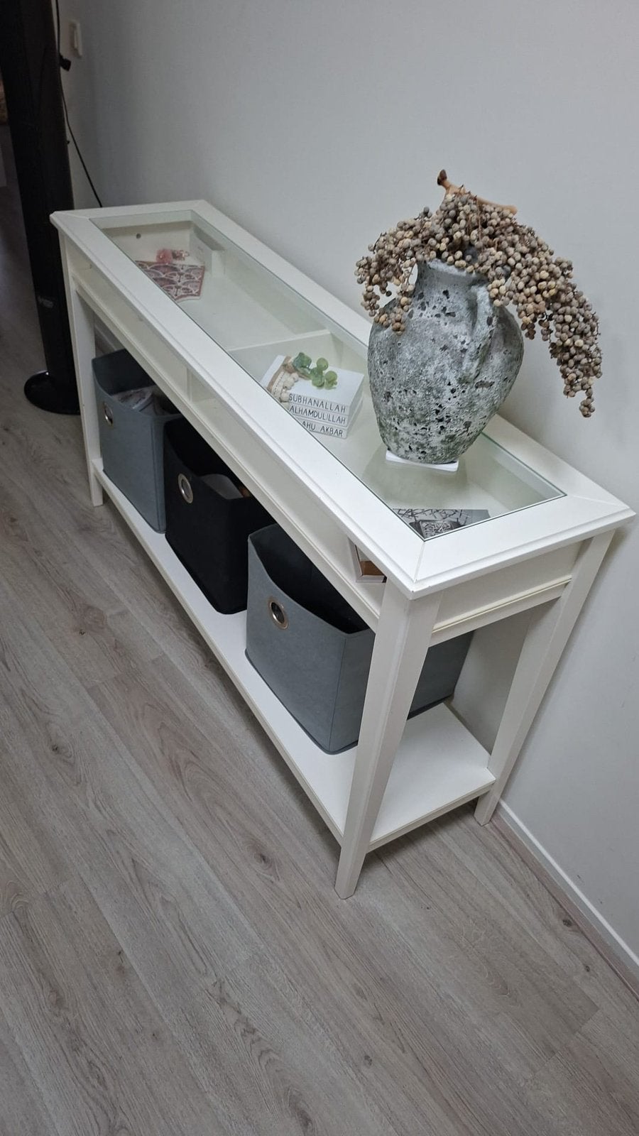Sidetabel van merk liatorp met glas, geen beschadigingen!, Ophalen, Minder dan 150 cm, Minder dan 100 cm, 25 tot 50 cm