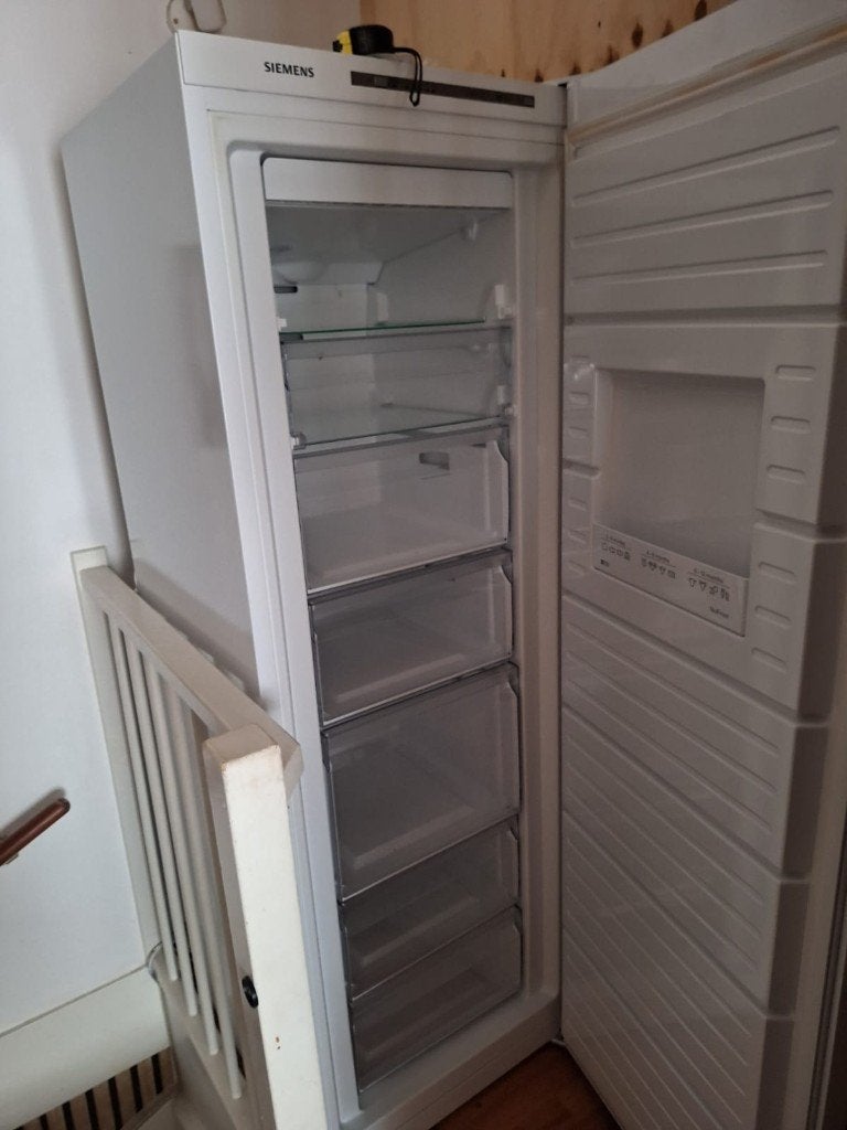 Siemens iQ300 No Frost vrieskast 220L, Gebruikt, 160 cm of meer, Energieklasse A of zuiniger, Ophalen