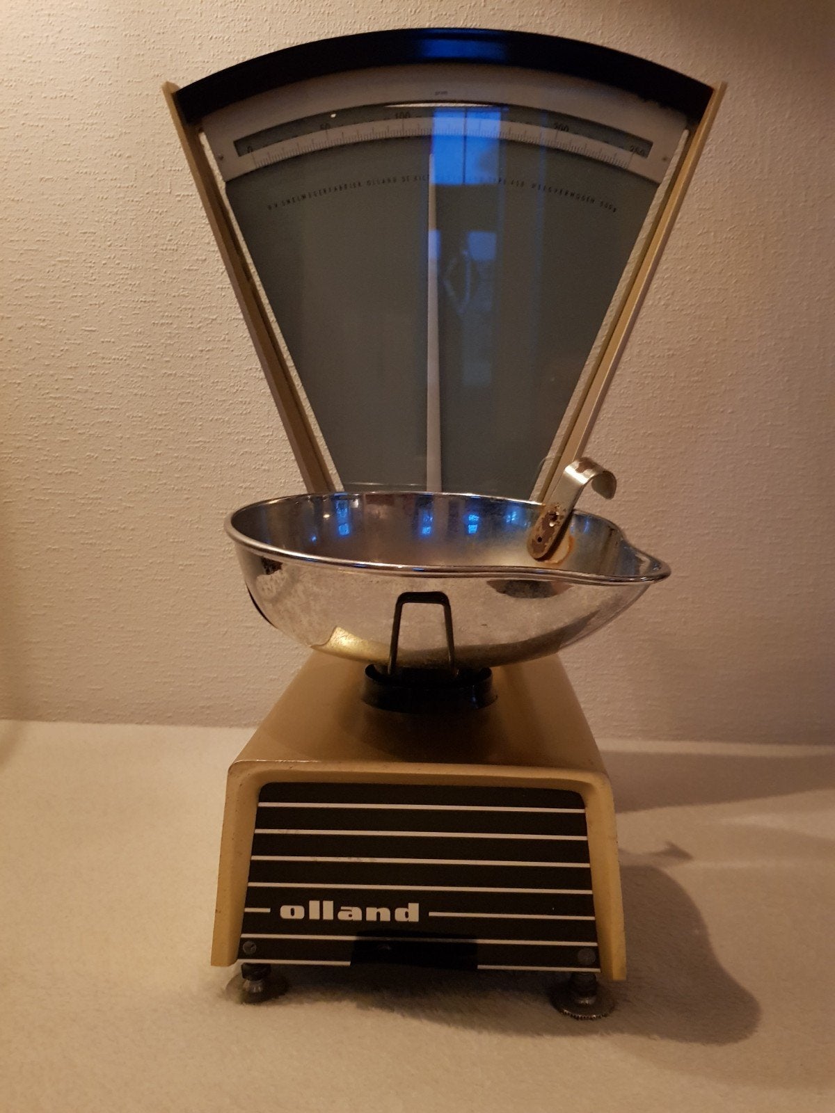 Brocante weegschaal., Ophalen