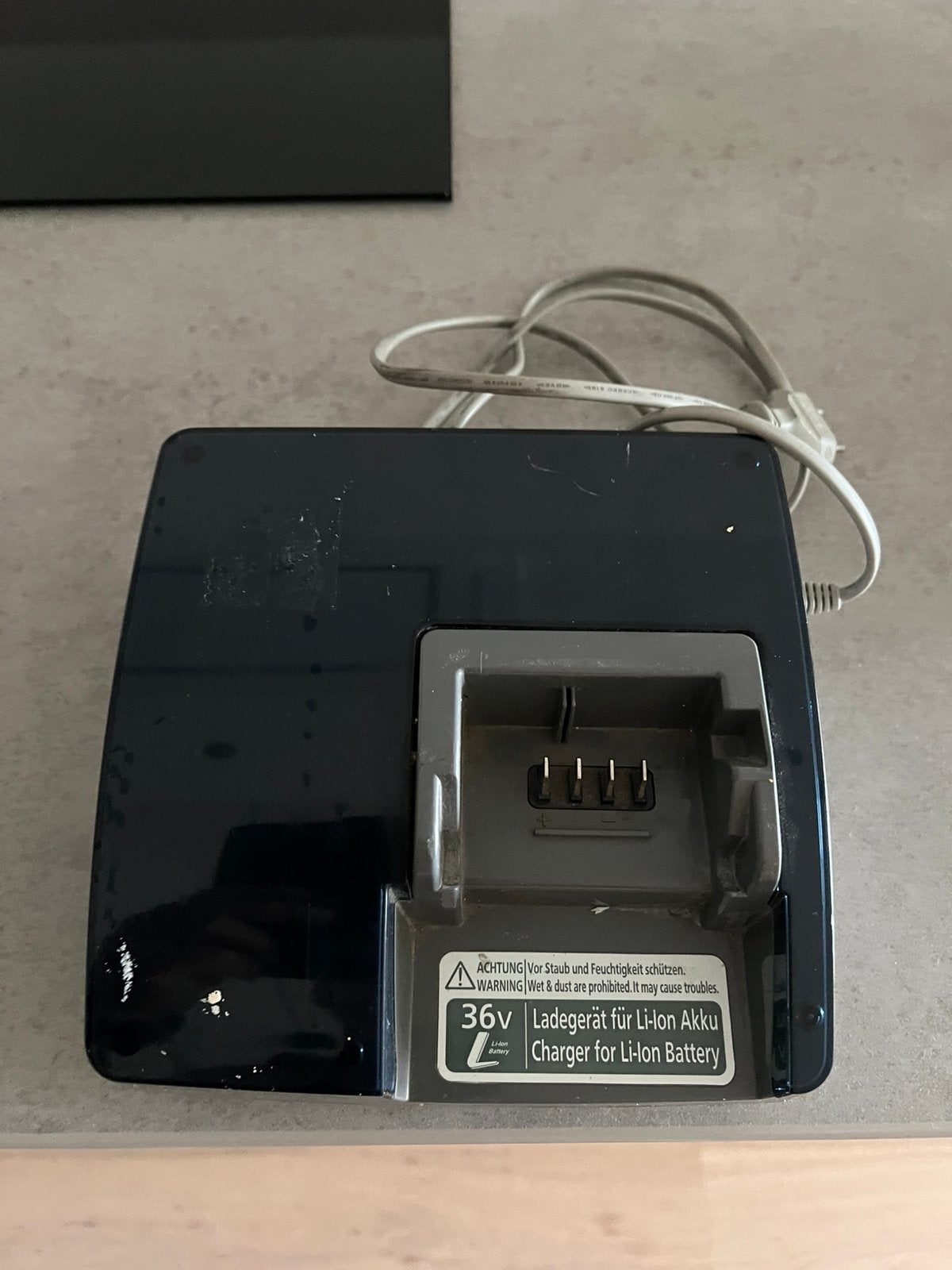 Flyer oplader 36 volt, Ophalen of Verzenden